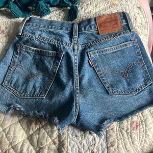 Levi Shorts